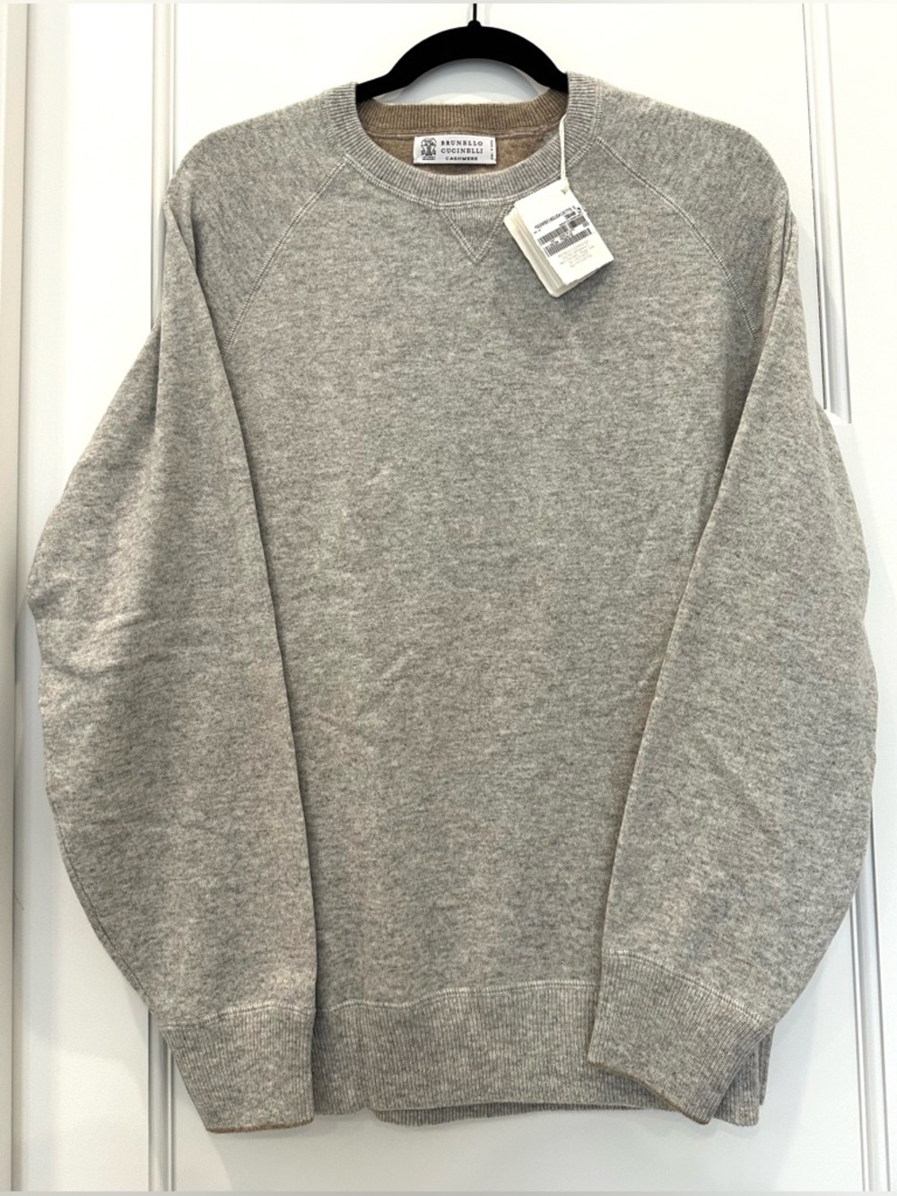 BRUNELLO CUCINELLI
Men's Cashmere Raglan Crewneck Sweater size S